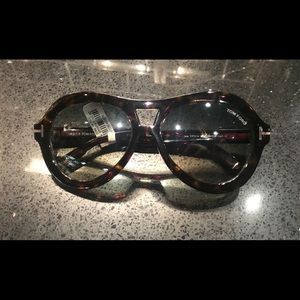 Tom Ford sunglasses unisex new w/box